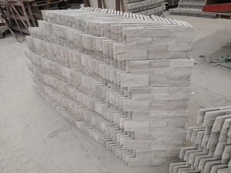 White Wooden Marble corner.jpg White Wooden Marble corner.jpg