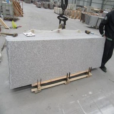 G664 rudo granito plokštė