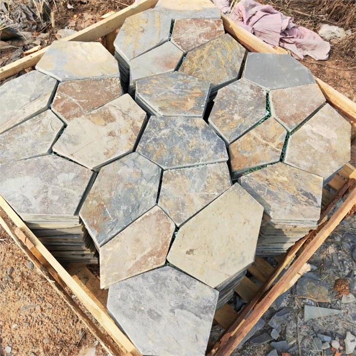 Randam Rusty slate Paving