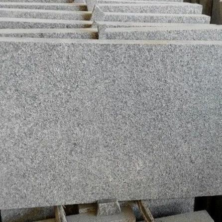 Tamsiai pilkos G654 granito plokštės